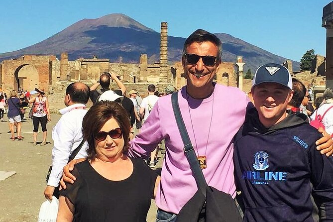 Pompeii private tour with an Official Guide - Start at Piazza Esedra, then get your bearings fast