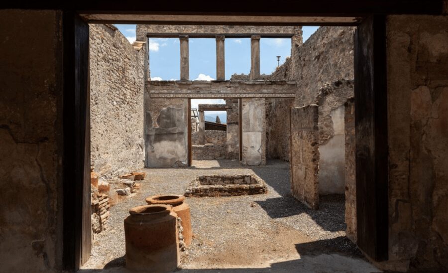 Pompeii: Skip-the-Line Entry Ticket with Audio Guide or Tour - Skip-the-line entry starts at Vox City, Piazza Esedra