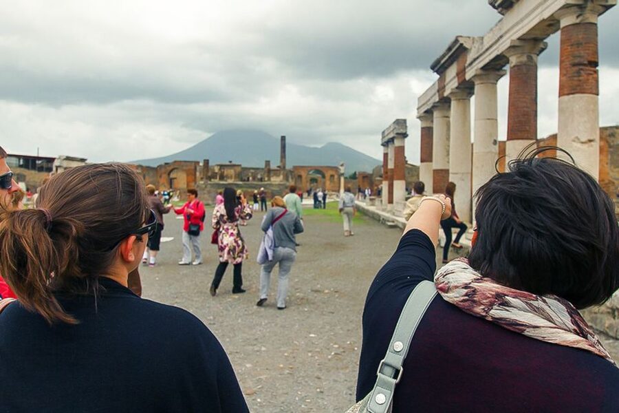 Pompeii: Skip-the-Line Guided Tour with Expert Archaeologist - Plaster Casts: The Moment the Story Turns Personal