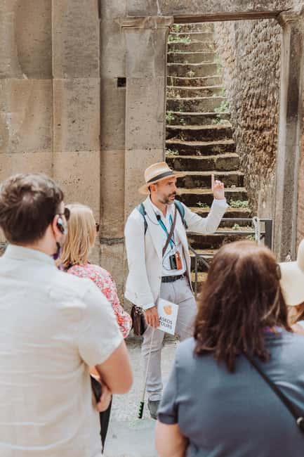 Pompeii: Small-Group Tour of Pompeii and Herculaneum - Herculaneum in 2 hours, why it looks so much more intact