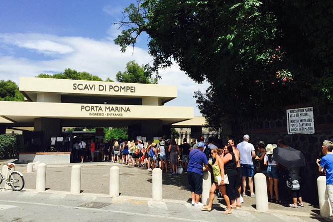 Pompeii: Small Group Tour with an Archaeologist - The Forum and Civic Power: Where Pompeii Did Its Talking