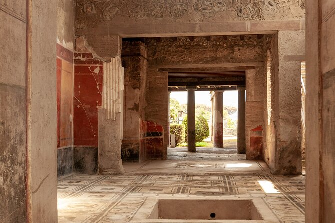 Pompeii Tour & Lunch with Wine Tasting Experience - Where the lunch happens: Trecase and the quieter Vesuvius side
