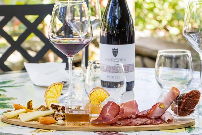 Pompeii Vineyard Escape: Private Wine Tasting & Lunch - Who this Pompeii wine tasting fits best