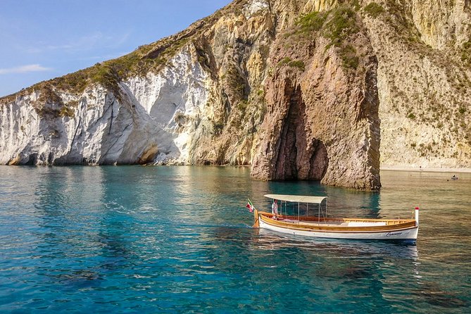 Ponza, boat trip on board the Zannone 1954 - On Board Zannone 1954: the Boat and the Claudio Factor