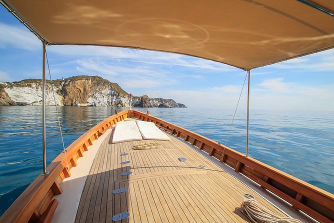 Ponza, boat trip on board the Zannone 1954 - Timing: Making the Most of a 5 to 9 Hour Day