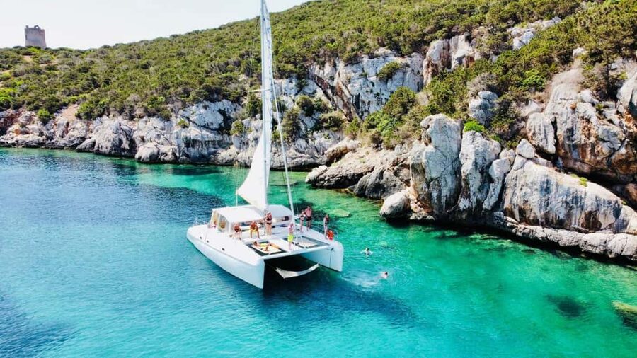 Porto Conte: Half-day catamaran tour with aperitif - A few smart tips to make the day smoother
