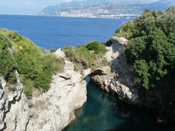 Positano & Amalfi Boat Tour from Sorrento: Swim & Light Lunch - Key points before you go