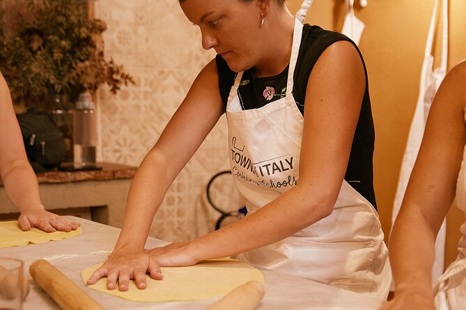 Premium Pasta and Gelato Cooking Class in Florence - The Pasta Part: Making Filled Ravioli From Scratch