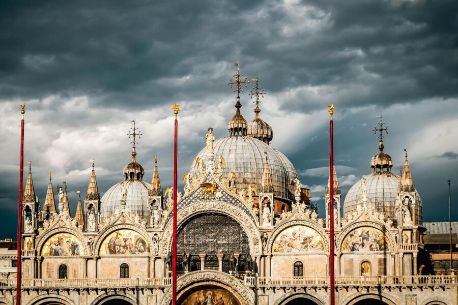 Priority Access St. Mark's Basilica Tour with Terrace Option - Time, pacing, and when to go back on your own