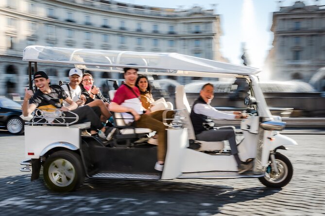 Private: 3 hours ETuk Tour in Rome - Key highlights at a glance
