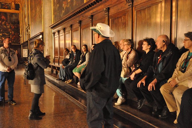 Private 4hrs Venice Tour: Doge's Palace, Grand Canal & St Mark's - Palazzo Ducale: Doge’s Palace and the Prisons You Cannot Miss