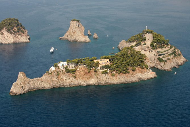 Private Amalfi Coast Boat Trip from Positano, Praiano or Amalfi - Picking your boat: traditional wood, speedboat, luxury options, and cabin choices