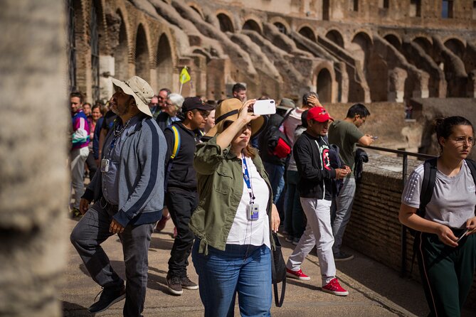 Private Colosseum, Roman Forum, and Palatine Hill Guided Tour - Palatine Hill viewpoints, Arch of Constantine, and the view lines