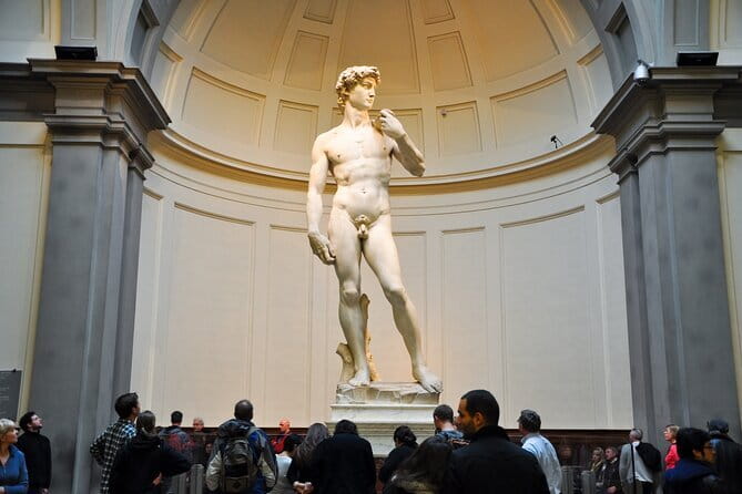 Private Florence Tour: 3-Hour Walking Tour with a Licenced Guide - Piazza della Signoria and Palazzo Vecchio: Florence’s Open-Air Museum Moment