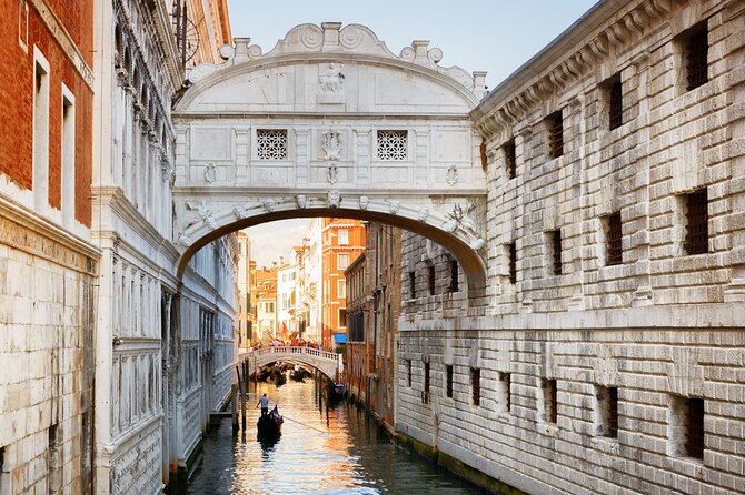 Private or Semi Doge's Palace & Saint Mark's Basilica Guided Tour - Timing, heat, and walking: how to make the 2.5 hours feel easier