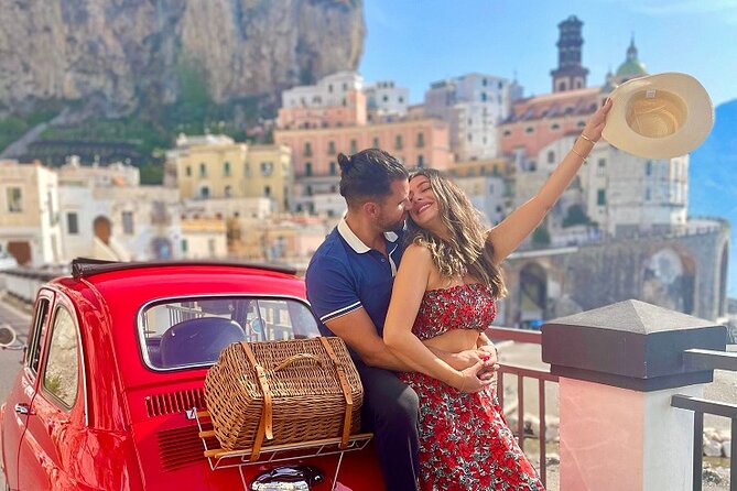 Private Photo Tour on the Amalfi Coast with Fiat 500 - How the shooting session works with an iPhone or smartphone