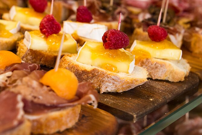 Private Secret Venice Tour; Rialto Market, San Polo & Food and Wine tasting - Canal Grande Views: The Quick Way to Get Classic Venice Perspective