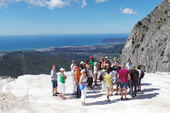 PRIVATE tour in Carrara marble quarries with 4x4 vehicles - Carrara Quarries by Jeep, Not Just a Lookout