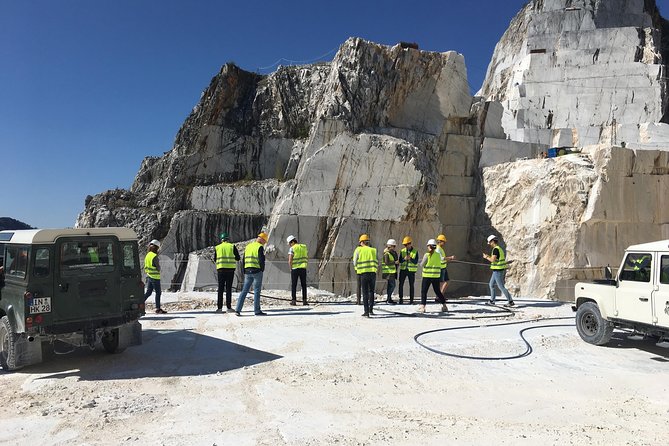 PRIVATE tour in Carrara marble quarries with 4x4 vehicles - 4x4 Logistics From Marina di Carrara and Carrara-Avenza