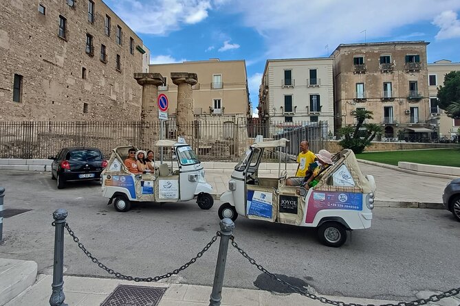 Private Tour of Taranto aboard an Ape Calessino - Meeting at Piazza Castello and how the 50 minutes flow