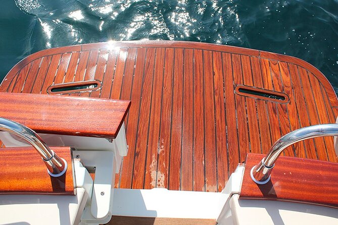 Procida Island Tour by Boat 2h 15m with Swimming and Underwater Photos - Stop 1: Terra Murata and Palazzo D’Avalos from the Sea