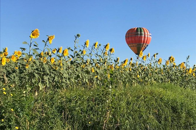 Professional hot air balloon rides at Assisi, Trasimeno in Umbria - The flight itself: about one hour over Umbria