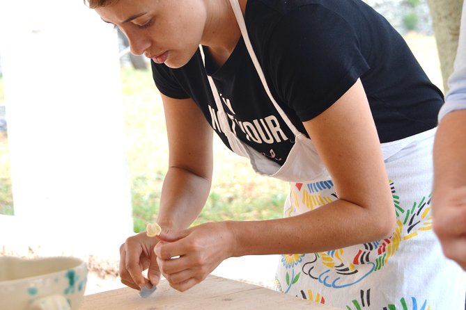 Puglia Cooking class "Le orecchiette, che pasta!" - The 4.5-hour rhythm: from shaping pasta to wine at the table