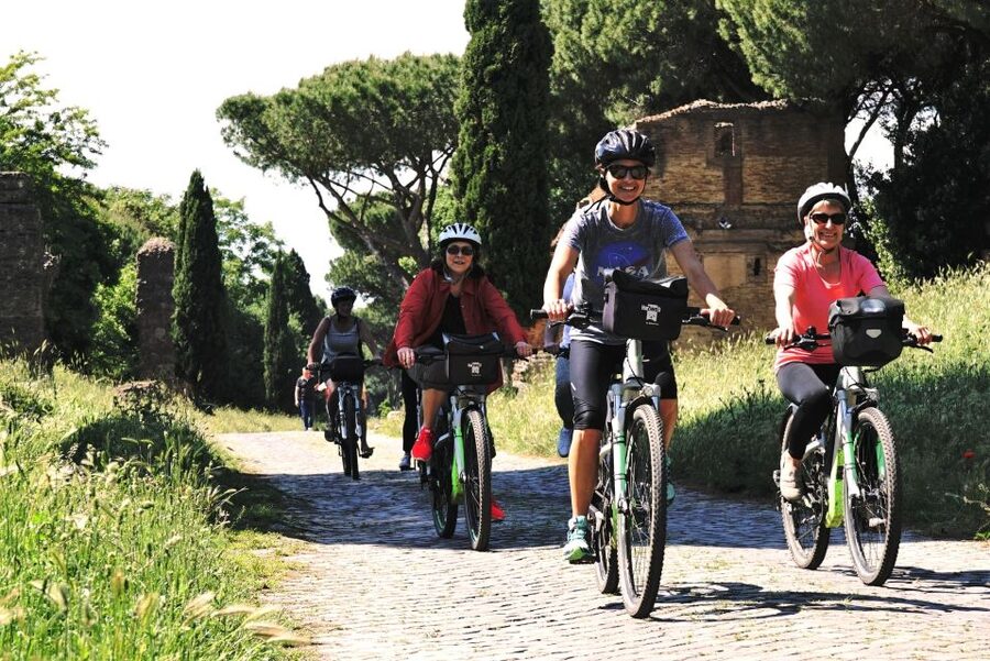 Rome: Appian Way, Catacombs, & Roman Aqueducts E-bike Tour - Bikes, Safety, and What You Should Expect to Feel