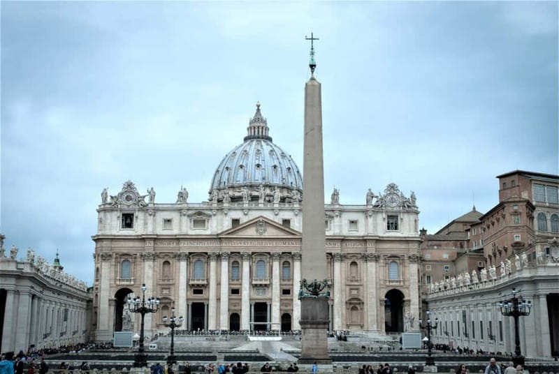 Rome: Audience Pope Leo XIV with guided tour - Security and seating flow: where the tour actually saves your time
