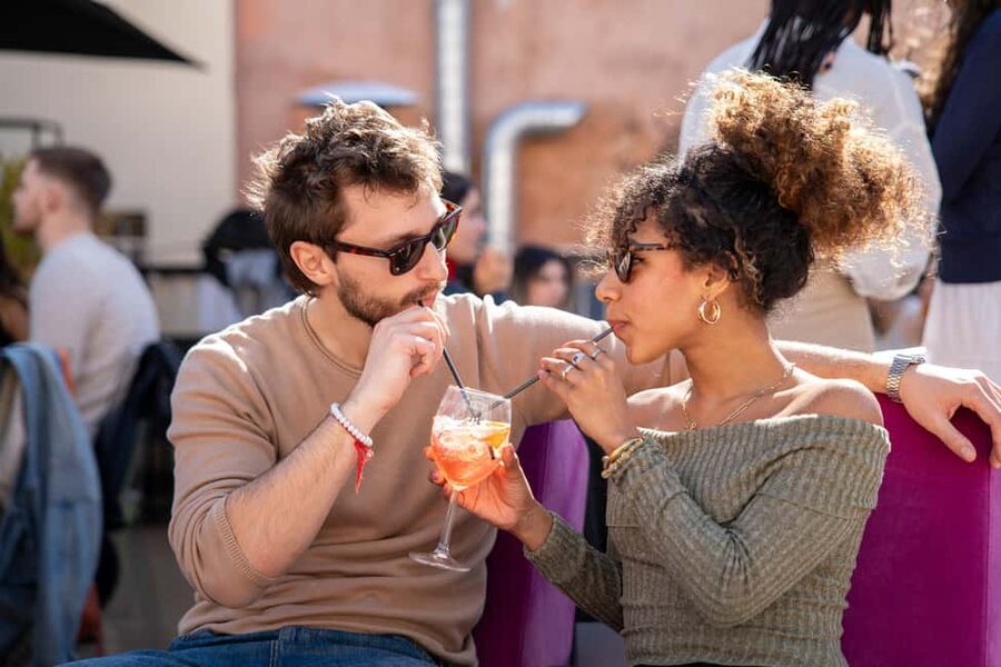 Rome: Bar Crawl with Local Guide & Drinks - Piazza della Madonna dei Monti meetup, fountain spot, and your first chance to belong