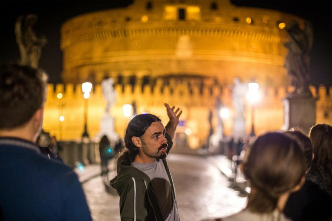 Rome by Night Walking Tour - Legends & Criminal Stories - Medieval Suspicion and the “Sell Everything” City Feeling