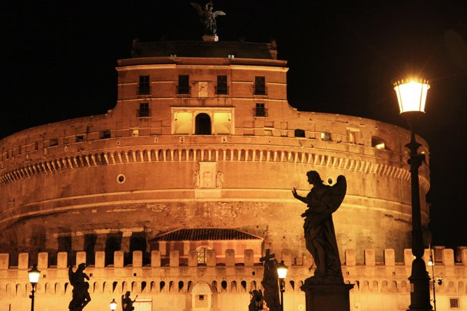 Rome by Night Walking Tour - Legends & Criminal Stories - The Inquisition Stories: Fear as a Neighborhood System