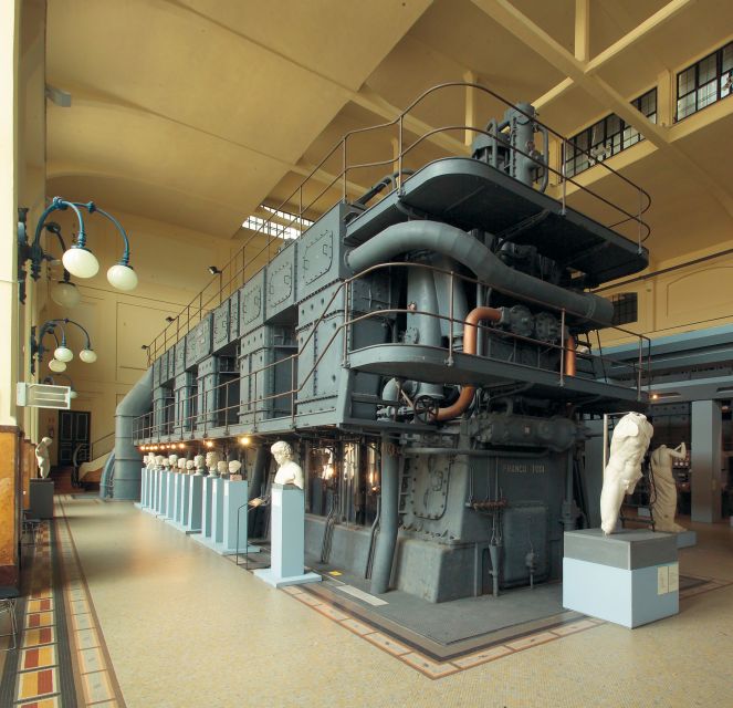 Rome: Capitoline Museums and Centrale Montemartini Tickets - The central piazza and Michelangelo’s Rome-Forum backdrop