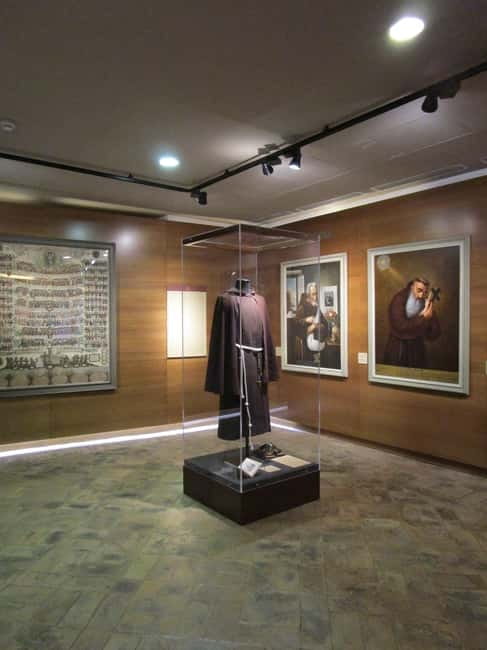 Rome: Capuchin Crypts Skip-the-Line Ticket and Tour - Capuchin Museums First: Setting the Tone Before the Crypts