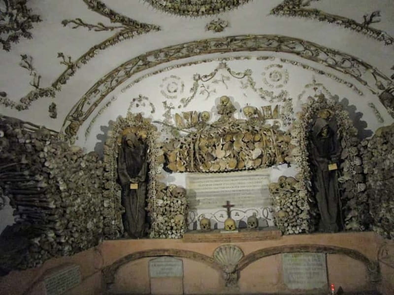 Rome: Capuchin Crypts Skip-the-Line Ticket and Tour - Leg Bones, Thigh Bones, and the Crypt of Pelvises