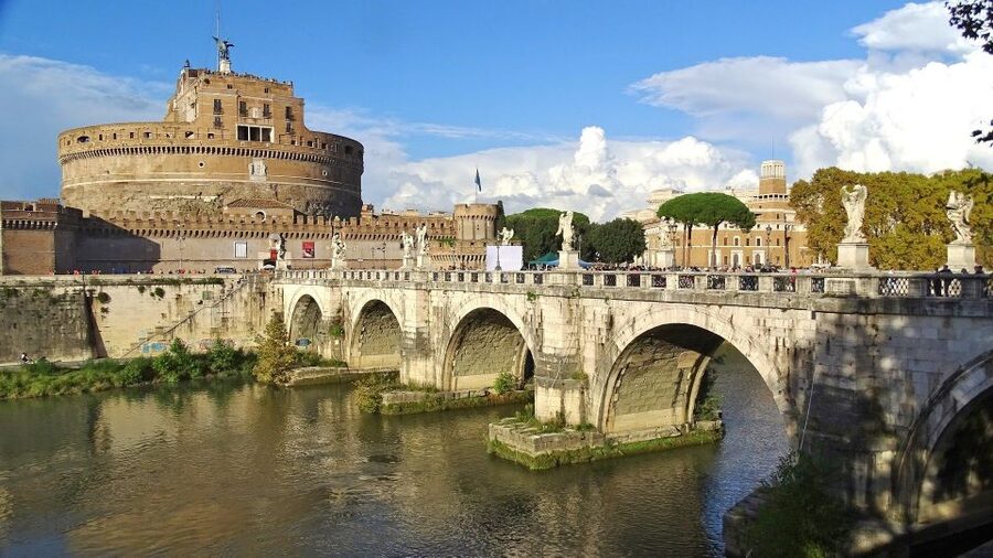 Rome: Castel Sant’Angelo Skip-the-Line Ticket & Audio Guide - Who should book Castel Sant’Angelo skip-the-line tickets?