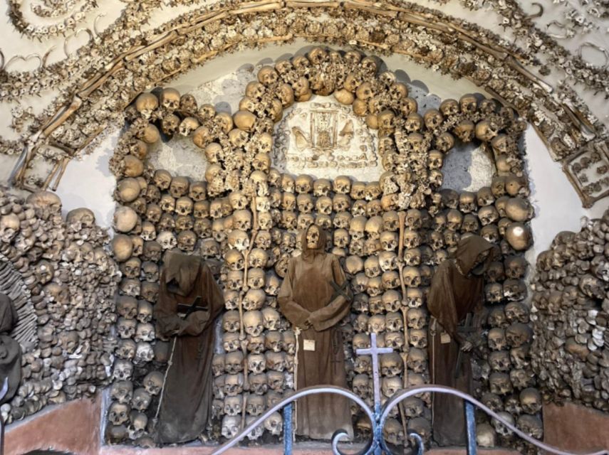 Rome: Catacombs and Capuchin Crypt Guided Tour with Transfer - Capuchin Crypt Five Bone Chapels: the stop that sets the tone