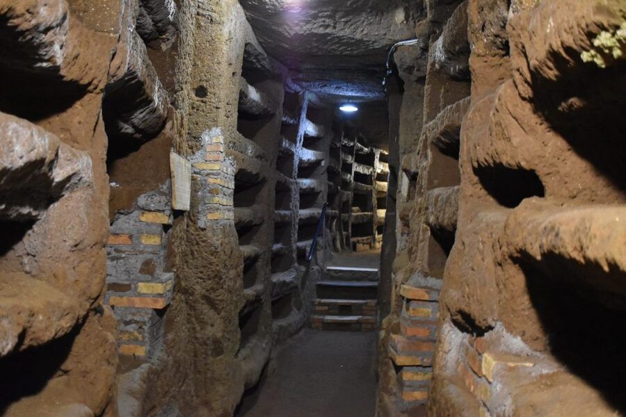 Rome: Catacombs of Priscilla Entry Ticket & Guided Tour - Underground Rome, with early Christianity as the main character