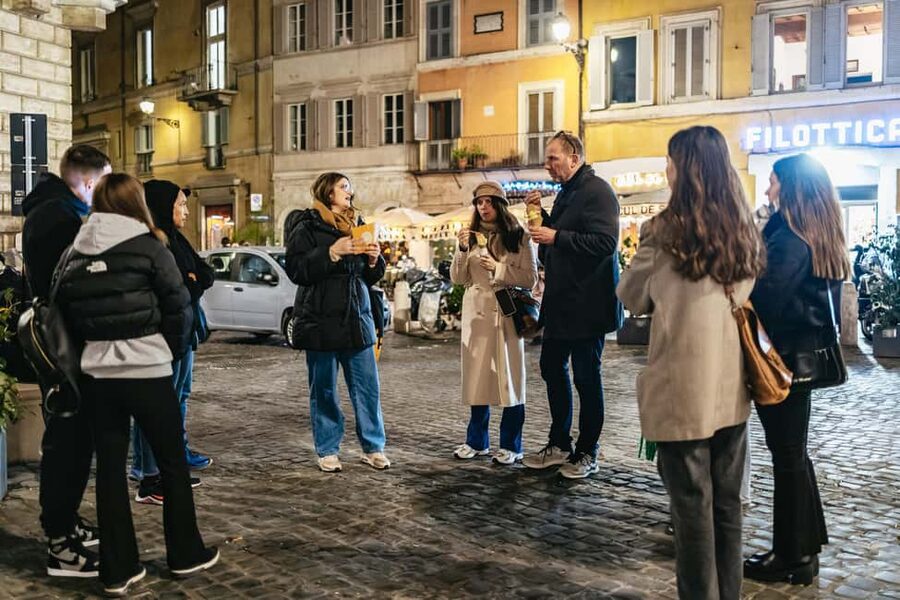 Rome: City Highlights Moonlight Walking Tour - Piazza Navona: Ancient Stadium to Bernini’s Four Rivers