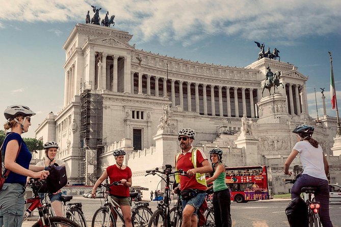 Rome City Small Group Bike Tour with quality Cannondale EBike - Villa Borghese: scenic break with camera-friendly Rome