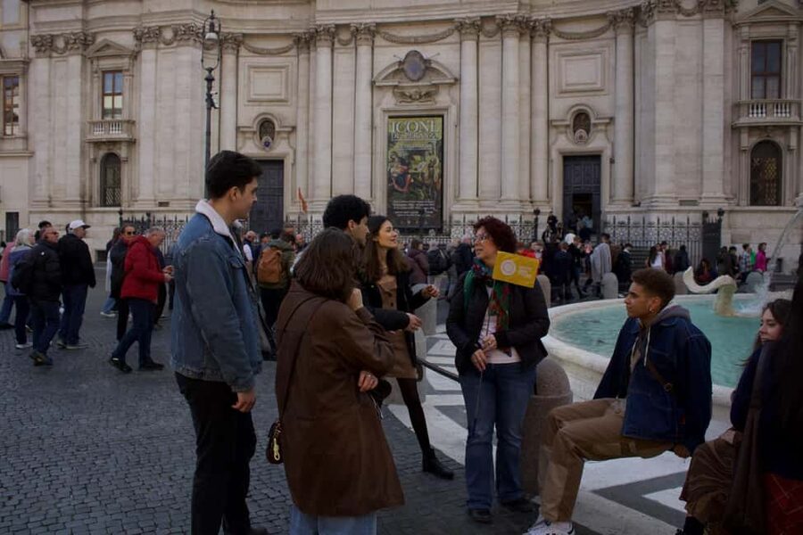 Rome: City Walking Tour in English or Spanish - Galleria Sciarra: the “wait, what is this?” stop