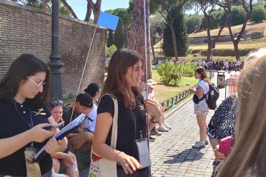Rome: Colosseum Access and Self-Guided Virtual Reality Tour - How the audio guide makes this more than a gadget