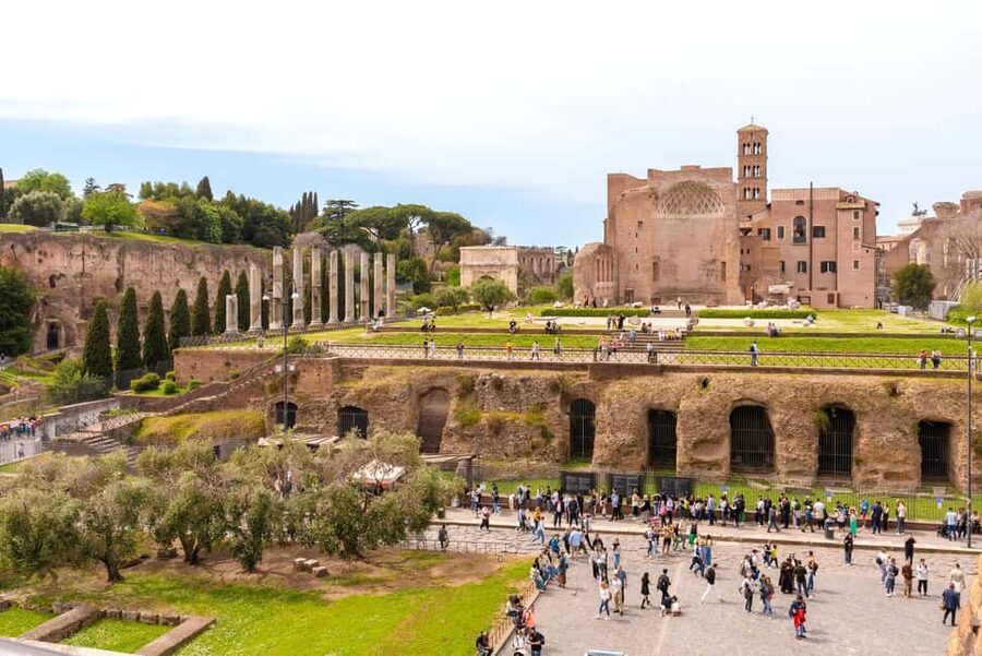Rome: Colosseum, Forum, and Palatine Tour - Why a Colosseum, Forum, and Palatine Walk Works So Well