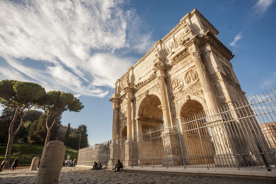 Rome: Colosseum, Forum, Palatine Hill Entry & Audioguide App - The Audio Guide App: How to Use It Without Getting Frustrated