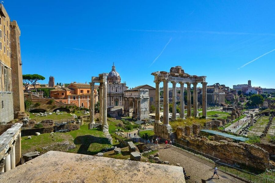 Rome: Colosseum, Forum, & Palatine Hill with Audio Guide - Small group, crowded sites, and how long it really takes