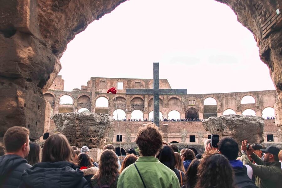 Rome: Colosseum & Forum with Audio Guide App -Optional Arena - Optional arena floor access: when it is worth it