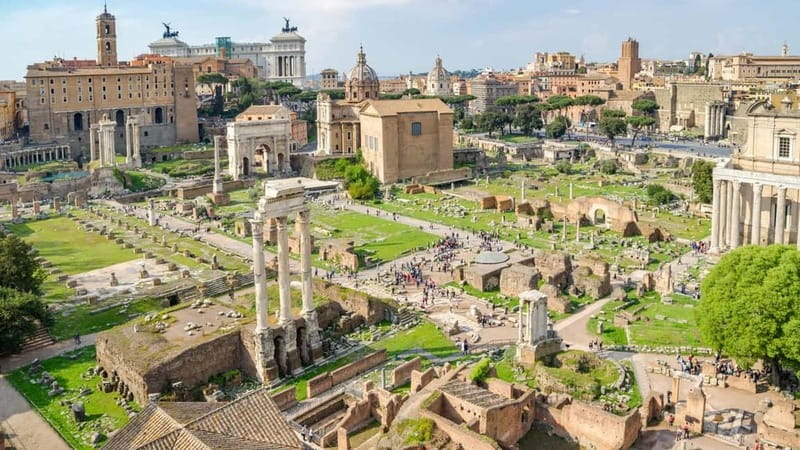 Rome: Colosseum Gladiator's Arena and Roman Forum Tour - Palatine Hill: imperial palaces and rocky footing