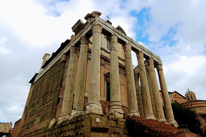 Rome: Colosseum Guided Tour with Roman Forum and Palatine hill - Price and value: what $65.30 really buys you
