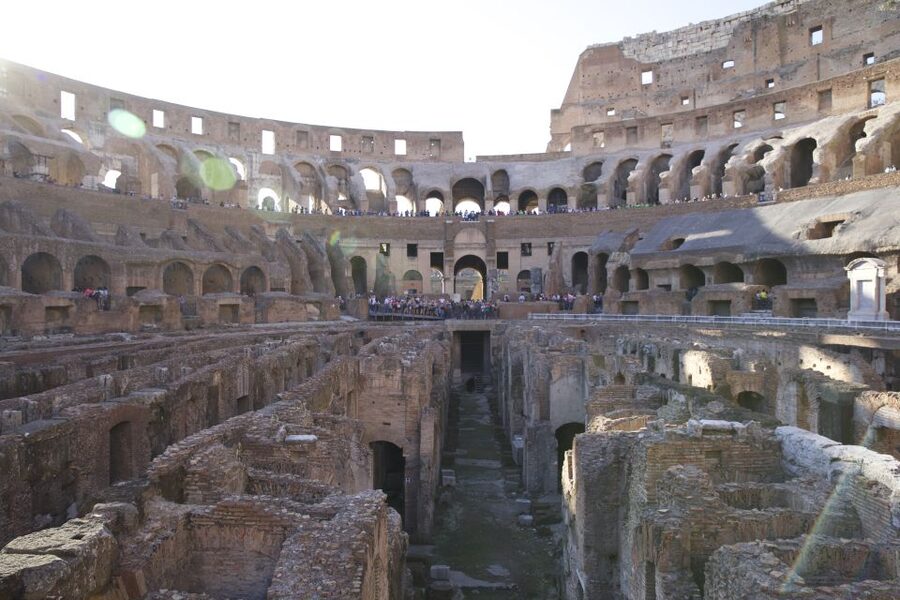 Rome: Colosseum, Roman Forum and Palatine Hill Group Tour - Roman Forum Stops That Actually Explain the Political Machine
