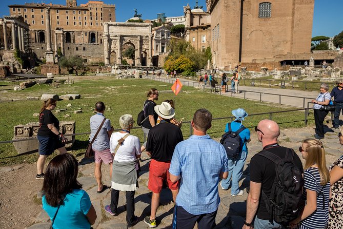 Rome: Colosseum, Roman Forum And Palatine Hill Guided Tour - Walking time, heat, and shoe advice that saves your trip